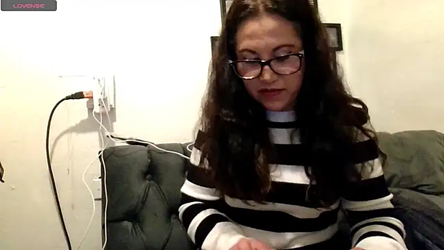 MirandaLatinaLovely online show from 12-18-25, 06:12