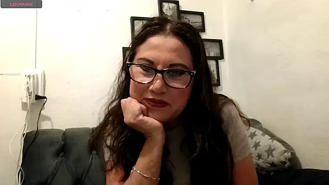MirandaLatinaLovely online show from 11-10-25, 04:45