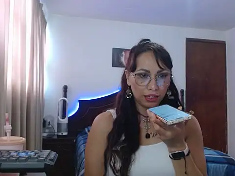 AloLovely  online show from 04-21-26, 08:59