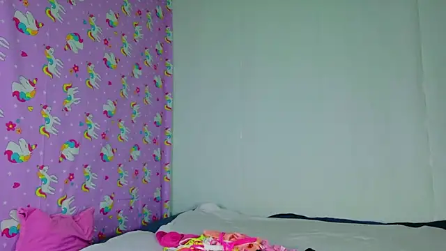 TwerkingCheerleader online show from 10-31-25, 01:13