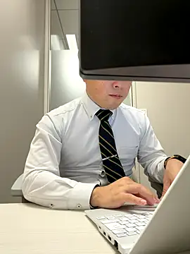 Nobu 469 online show from 10-27-25, 09:32