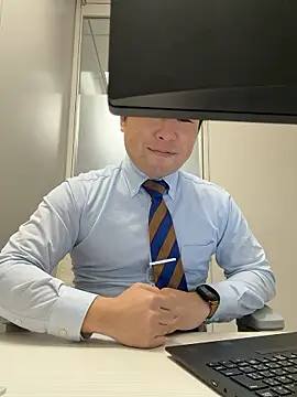 Nobu 469 online show from 12-15-25, 02:17