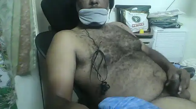 Snapshot of awesomeroc123 chatting on 02-28-25, 05:37 awesomeroc123 online show from 02-28-25, 05:37