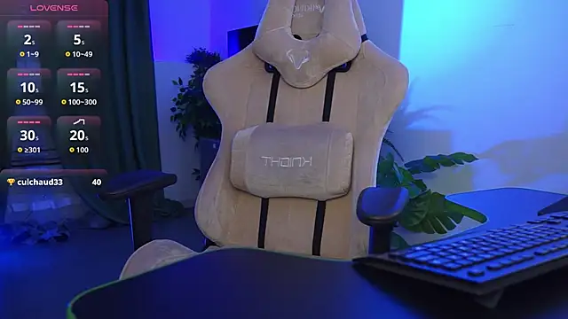 MilaStoyne online show from 09-10-25, 06:01