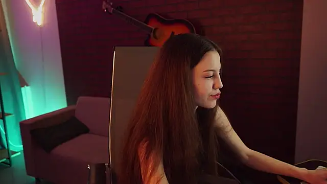 MilaStoyne online show from 03-18-25, 05:34