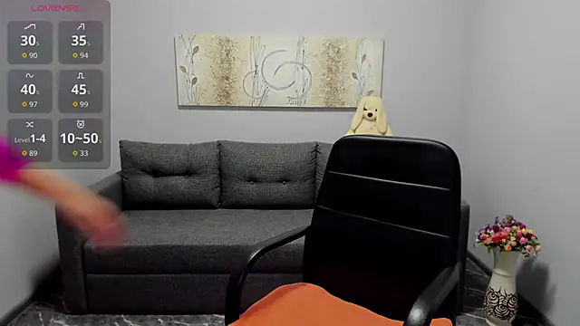 Mira Whites online show from 10-13-25, 11:45