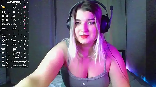 Snapshot of Jenny_Smit chatting on 11-11-25, 02:06 Jenny Smit online show from 11-11-25, 02:06