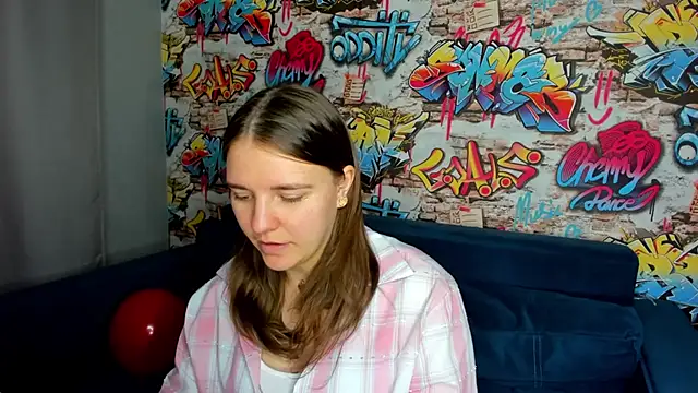Snapshot of Jenny_Jimmy chatting on 07-13-26, 09:52 Jenny Jimmy online show from 07-13-26, 09:52