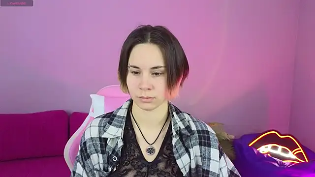 BettyCarter07 online show from 12-19-25, 02:04