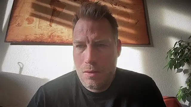 Christian87xxx online show from 11-30-25, 09:32