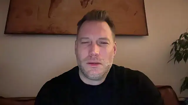 Christian87xxx online show from 12-17-25, 06:40