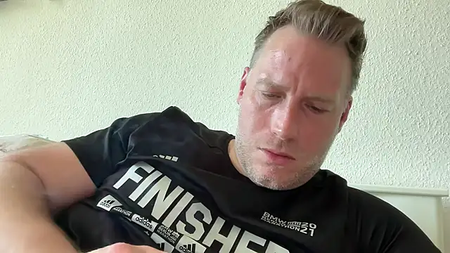 Christian87xxx online show from 05-25-26, 10:03
