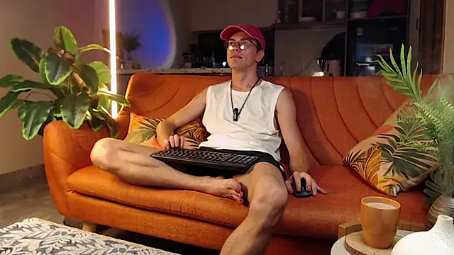 William Henry  online show from 04-15-26, 02:21