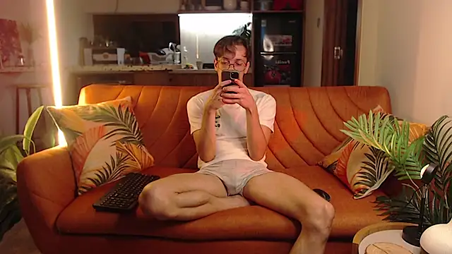 William Henry  online show from 03-24-26, 02:06