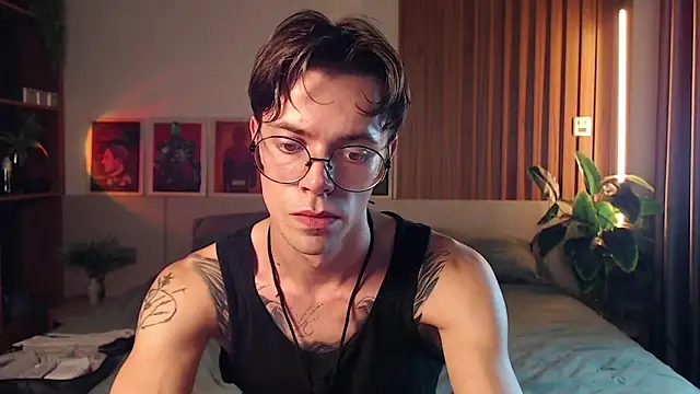 William Henry  online show from 04-04-26, 02:34