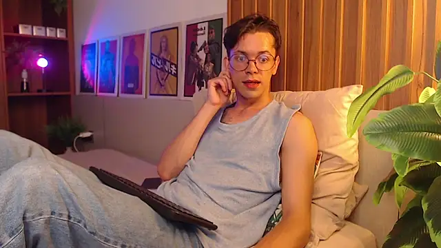 William Henry  online show from 03-11-26, 08:08