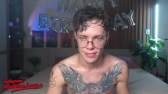 William Henry  online show from 05-08-26, 01:48