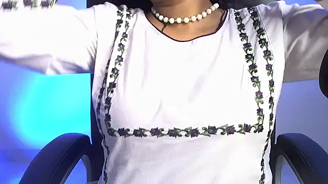 Snapshot of Kannu- chatting on 10-02-25, 04:49 Kannu- online show from 10-02-25, 04:49