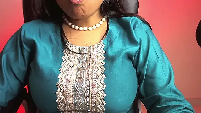 Snapshot of Kannu- chatting on 10-08-25, 05:09 Kannu- online show from 10-08-25, 05:09