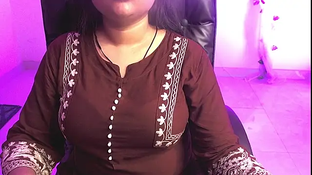 Snapshot of Kannu- chatting on 09-17-25, 04:47 Kannu- online show from 09-17-25, 04:47