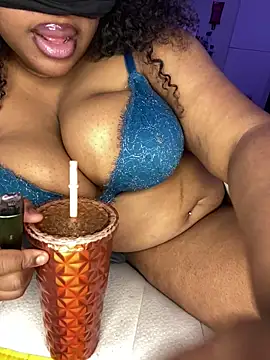 DaniJohnson online show from 02-20-25, 11:32