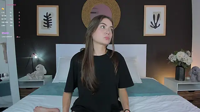 AlannaRussell  online show from 03-25-26, 08:08