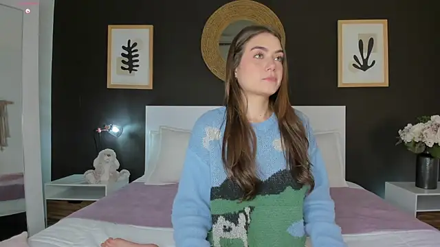 AlannaRussell  online show from 02-04-26, 08:04