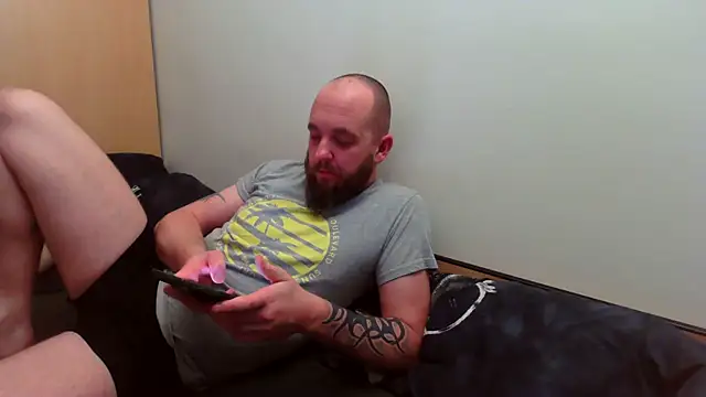 Chester 2006 online show from 03-03-25, 06:13