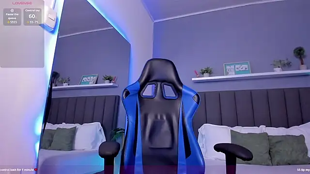 alessia leroy online show from 10-27-25, 07:59