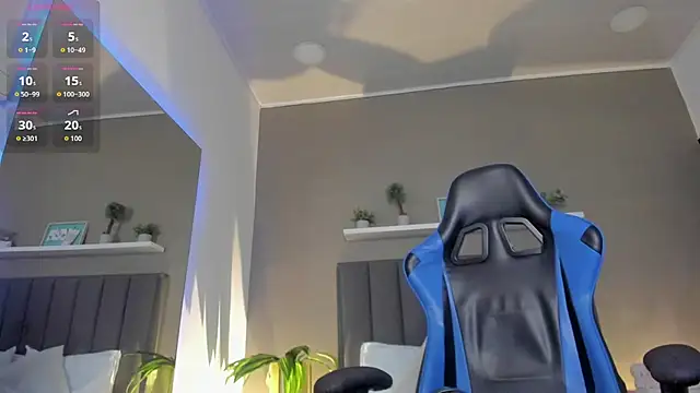 alessia leroy online show from 03-17-26, 08:01