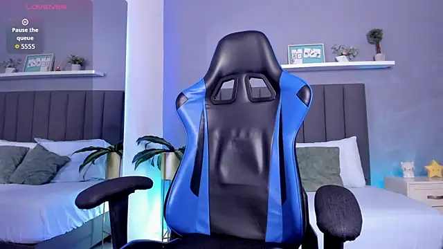 alessia leroy online show from 09-26-25, 07:43