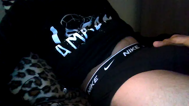 Snapshot of tommyboyteen chatting on 02-04-25, 07:22 tommyboyteen online show from 02-04-25, 07:22