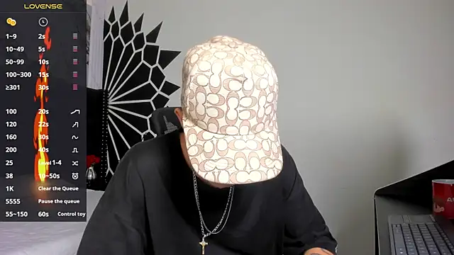 marcuscollins1  online show from 04-13-26, 02:32