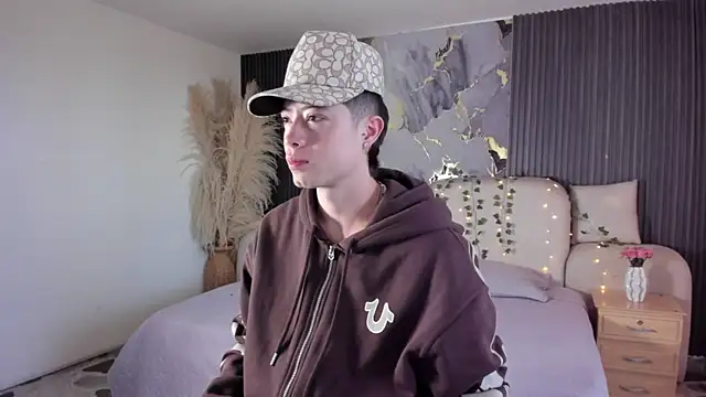 marcuscollins1  online show from 03-20-26, 12:39