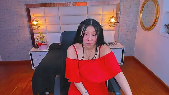 Nohemi louse online show from 03-30-26, 06:42