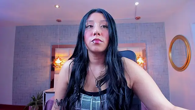 Snapshot of Nohemi_louse chatting on 07-12-26, 07:15 Nohemi louse online show from 07-12-26, 07:15