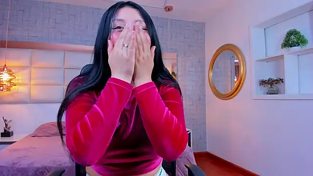 Snapshot of Nohemi_louse chatting on 07-10-26, 07:14 Nohemi louse online show from 07-10-26, 07:14