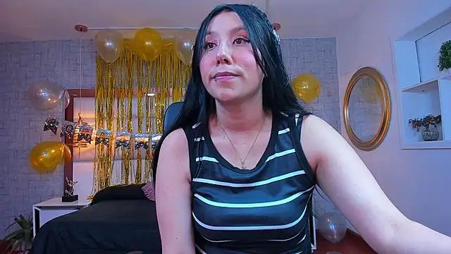Nohemi louse online show from 04-30-26, 06:59