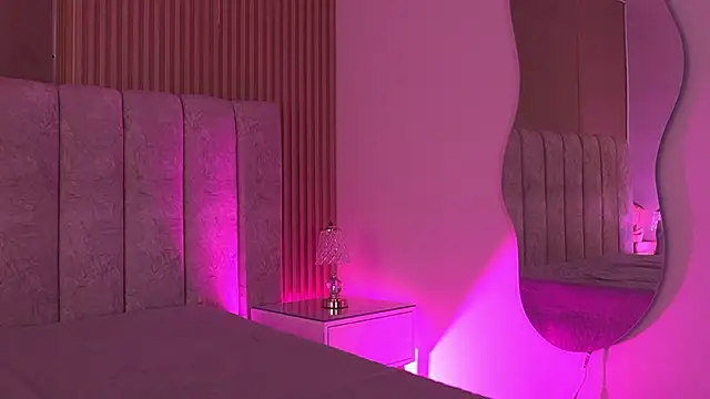 sara lopee1 online show from 02-10-26, 11:53