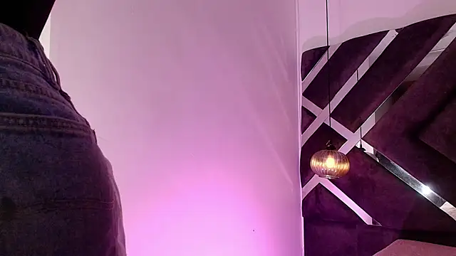 sara lopee1 online show from 10-16-25, 12:02