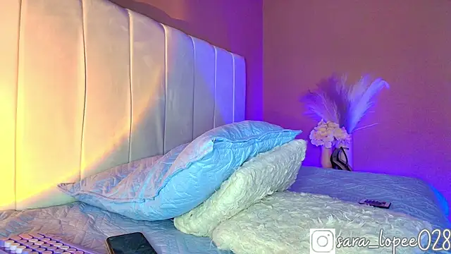 sara lopee1 online show from 03-18-25, 10:28