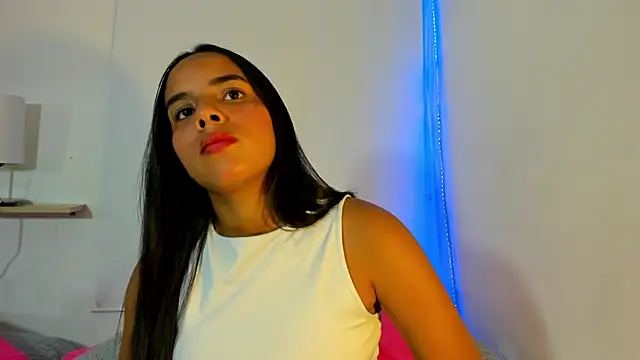 Snapshot of Roxy_Stonee chatting on 01-06-26, 07:29 Roxy Stonee online show from 01-06-26, 07:29