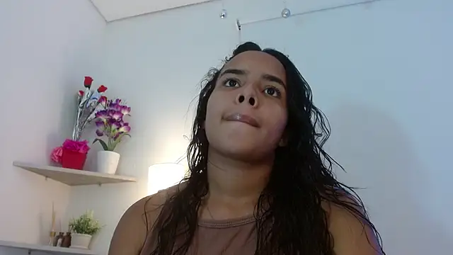 Snapshot of Roxy_Stonee chatting on 10-06-25, 07:25 Roxy Stonee online show from 10-06-25, 07:25