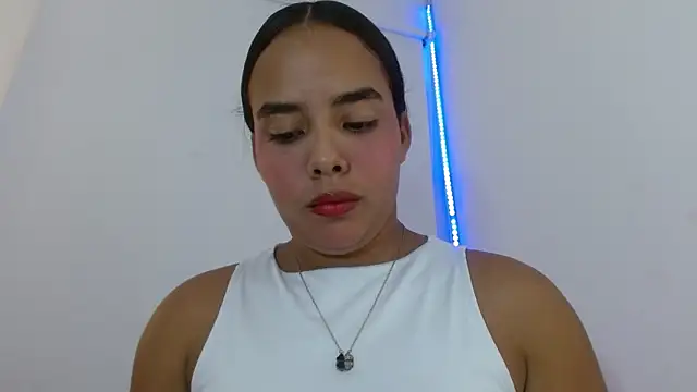 Snapshot of Roxy_Stonee chatting on 09-24-25, 08:15 Roxy Stonee online show from 09-24-25, 08:15