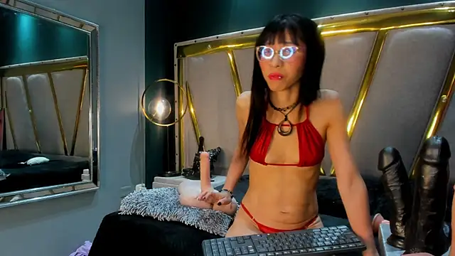 Mara Gonzalez online show from 01-10-26, 05:41