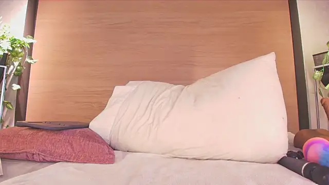 imabby monroe online show from 09-10-25, 10:47