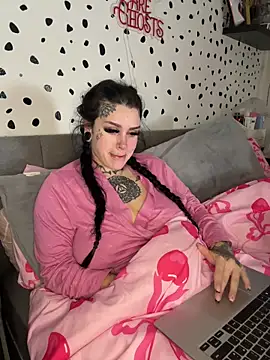 tempzzz12 online show from 05-15-26, 07:17