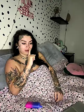 tempzzz12 online show from 10-07-25, 07:42