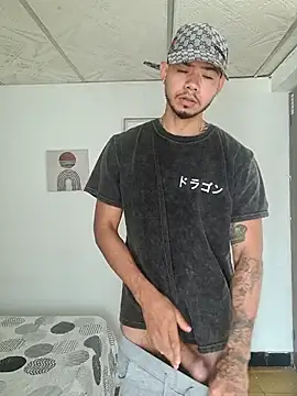 Niick01  online show from 10-04-25, 02:29