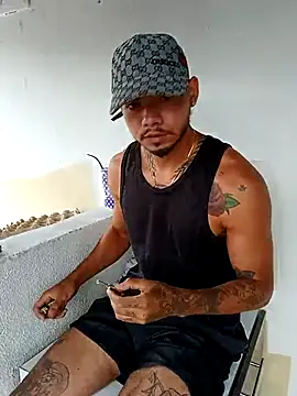 Niick01  online show from 10-08-25, 09:04